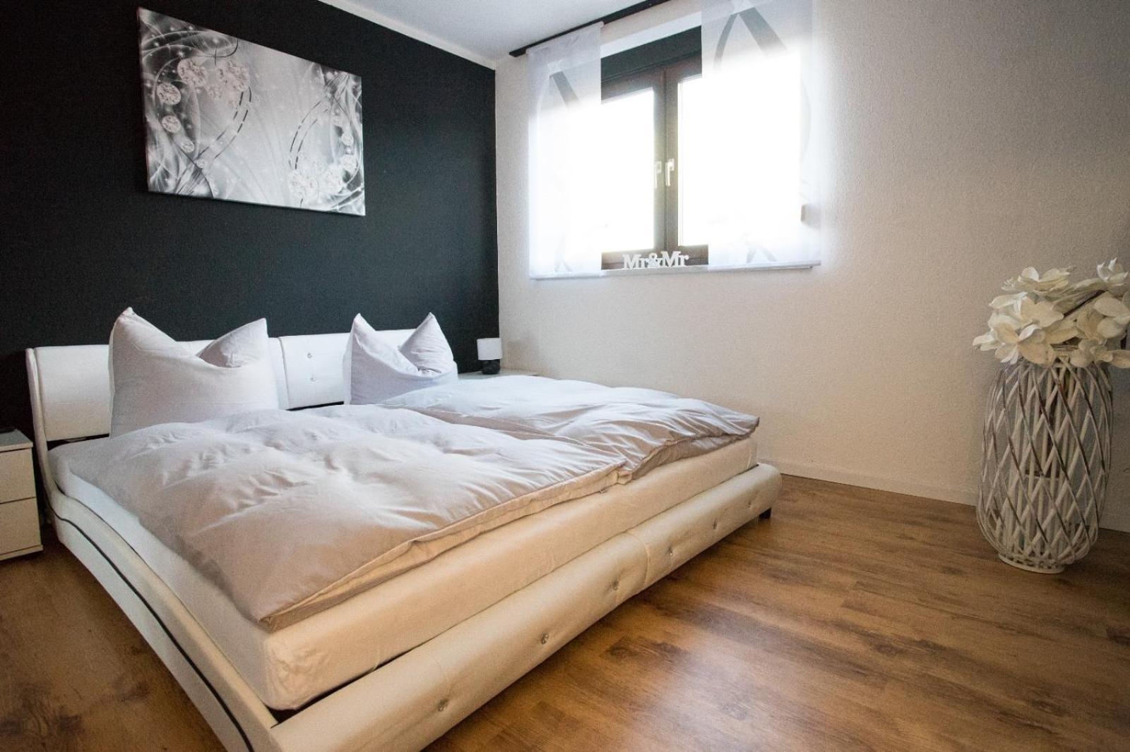 Zum Kaeutzchen 120Qm Ferienhaus 8 Personen 4 Schlafzimmer Nossentiner Huette المظهر الخارجي الصورة