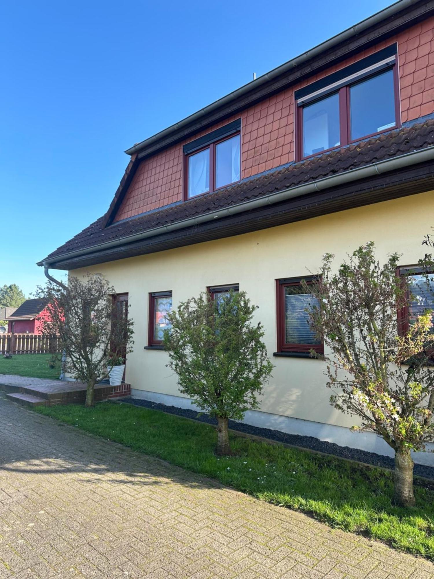 Zum Kaeutzchen 120Qm Ferienhaus 8 Personen 4 Schlafzimmer Nossentiner Huette المظهر الخارجي الصورة